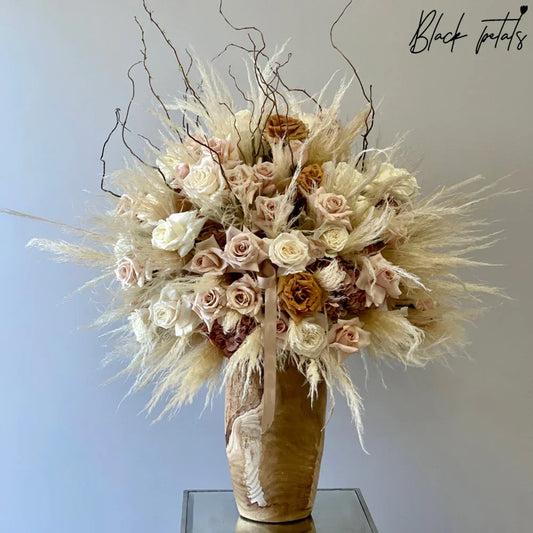 Pampas And Toffee - Black Petals