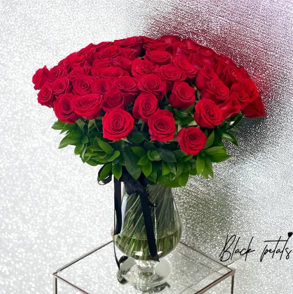 BP Signature Roses In A Vase - Black Petals