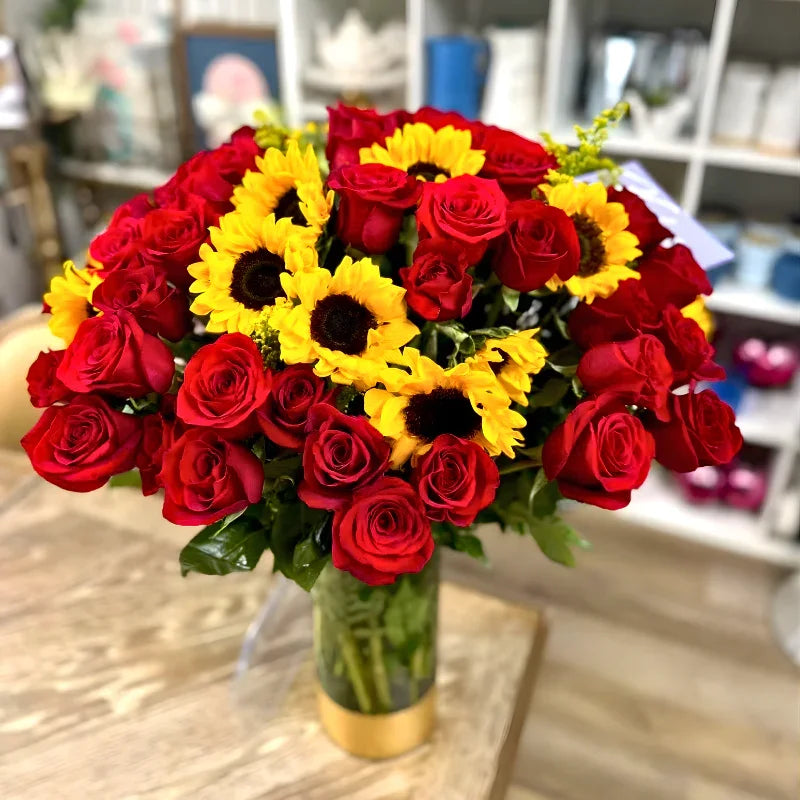 Sweet Pea Sunset Arrangement - Black Petals