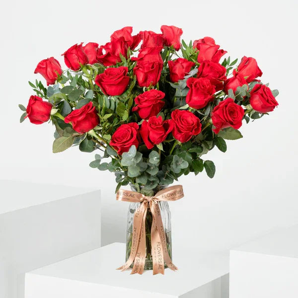 Valentine 25 Red Roses Vase - Black Petals