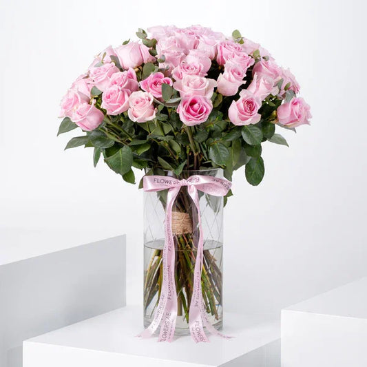 Valentine 50 Pink Roses Vase - Black Petals