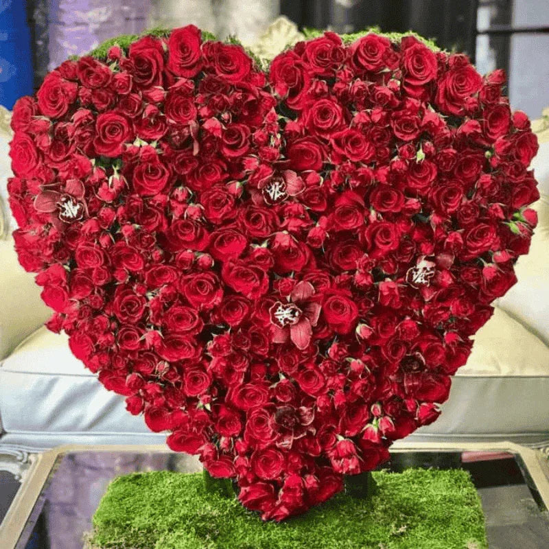 2 Black Petals Large Standing Heart - Black Petals