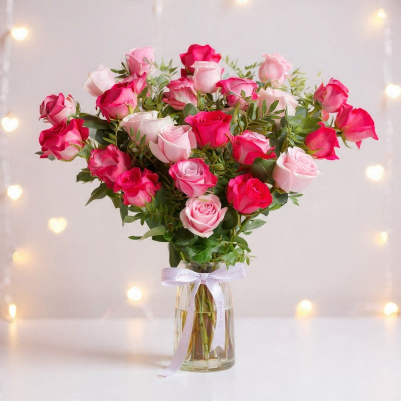 Valentine 25 Blush Roses Vase - Black Petals