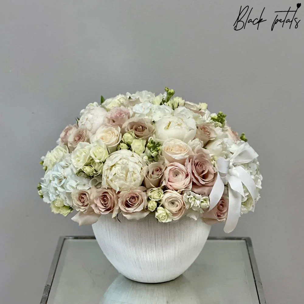 Coco’s Fleurs Petit - Black Petals