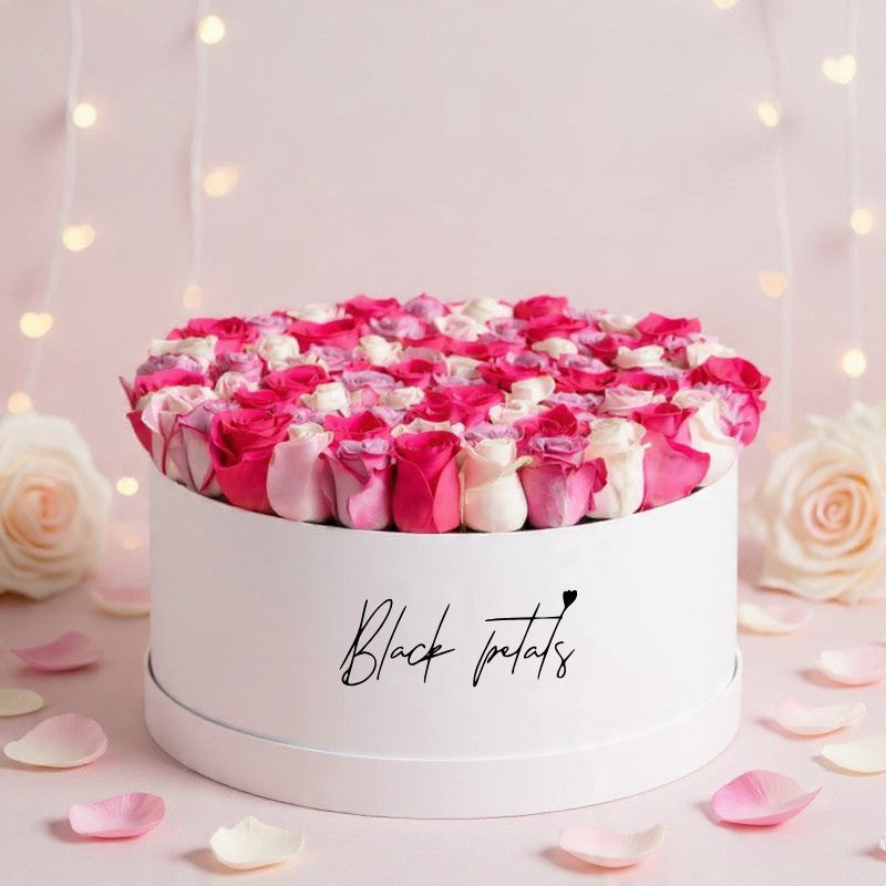 Valentine XXL Blush Roses Hatbox - Black Petals