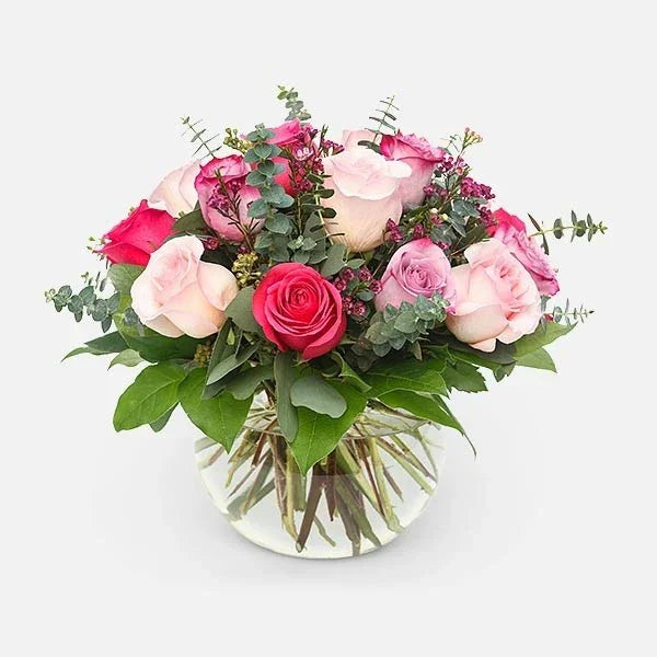 17 Lovely Roses - Black Petals